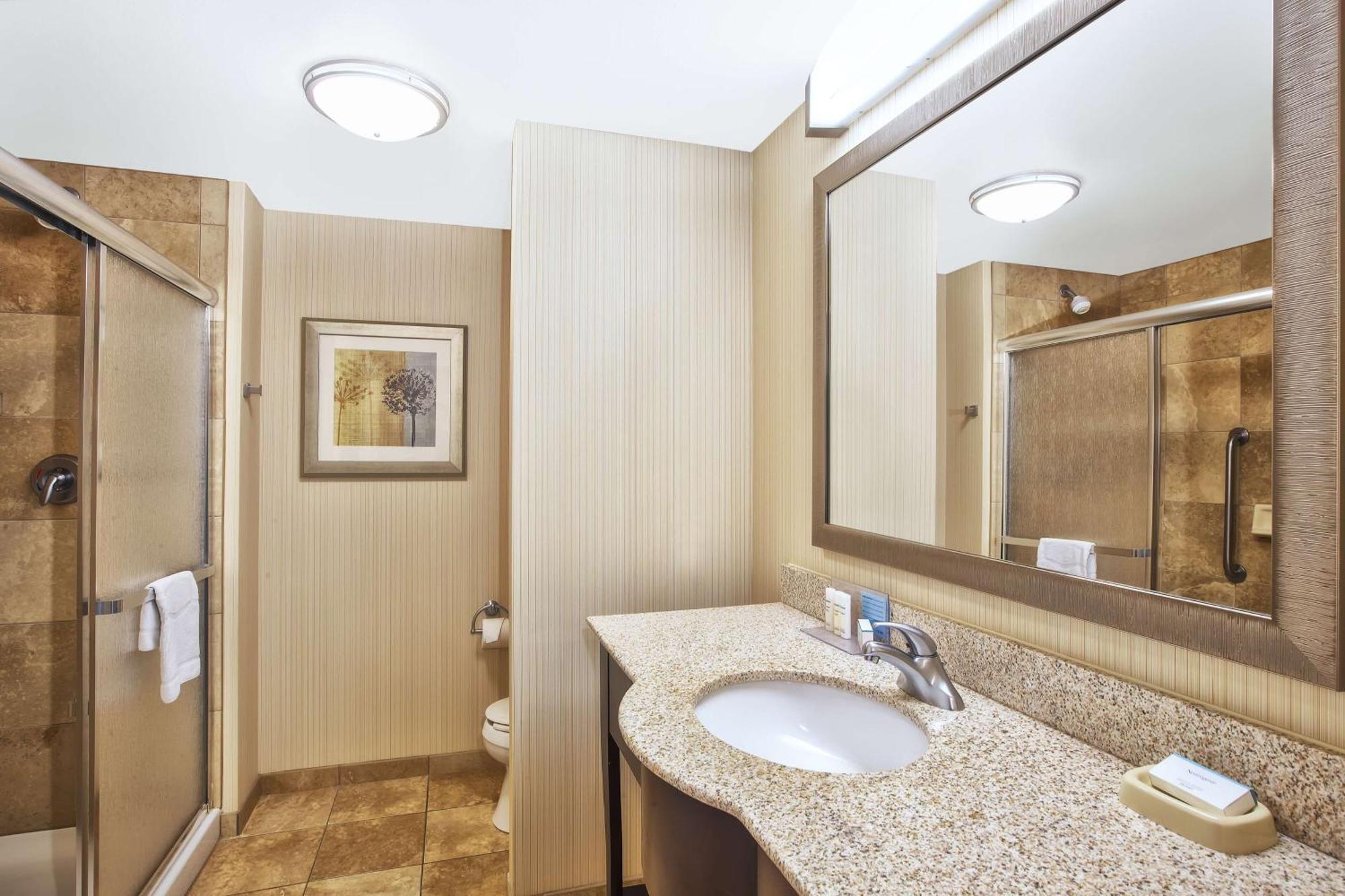 Hampton Inn & Suites Madison - West Екстер'єр фото