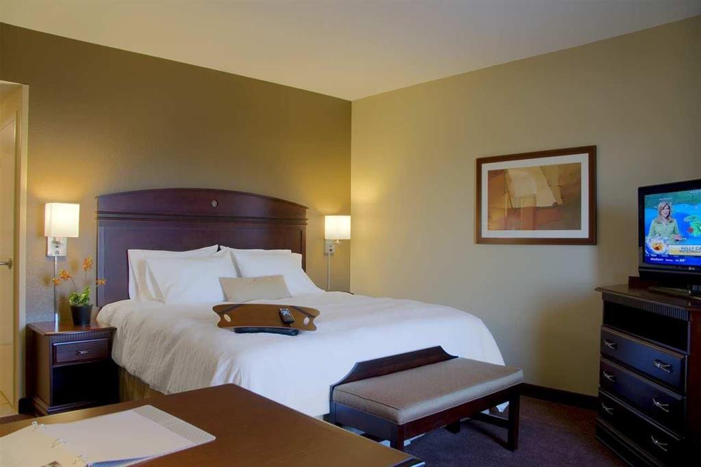 Hampton Inn & Suites Madison - West Номер фото