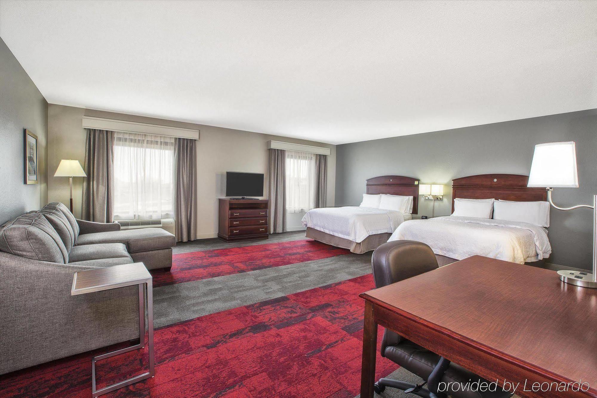 Hampton Inn & Suites Madison - West Екстер'єр фото