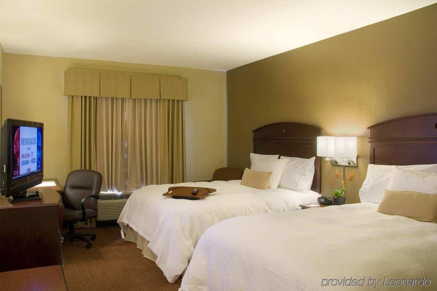 Hampton Inn & Suites Madison - West Екстер'єр фото